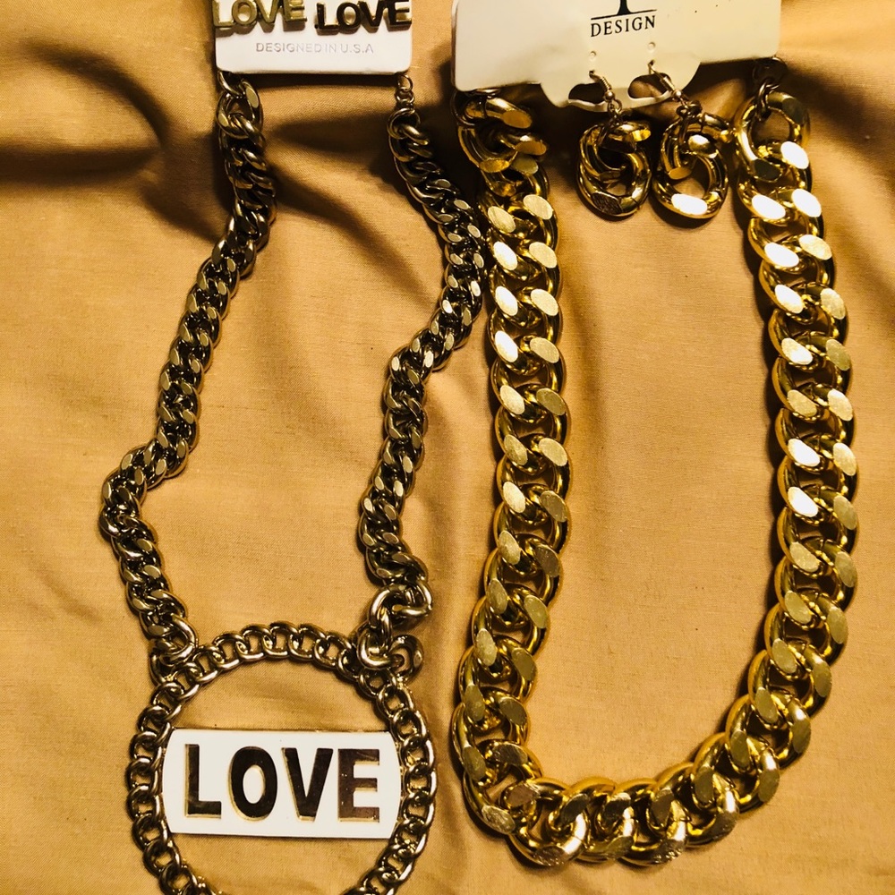 2 Gold Necklace Sets